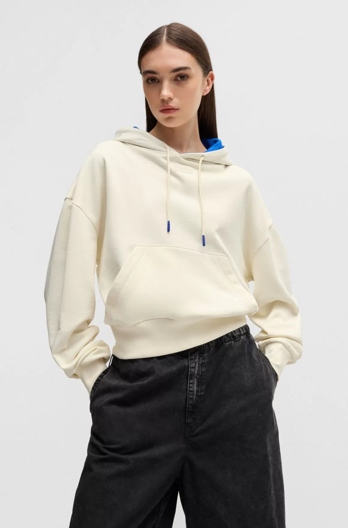 HUGO BOSS Hættetrøje Med Cropped Design I En Sweatkvalitet Af Bomuld Med Hætte Med Blåt For
