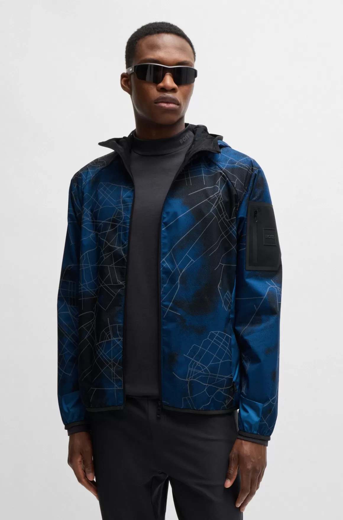 HUGO BOSS Jakke Med Lynlås Og Print, Der Matcher Sæsonen