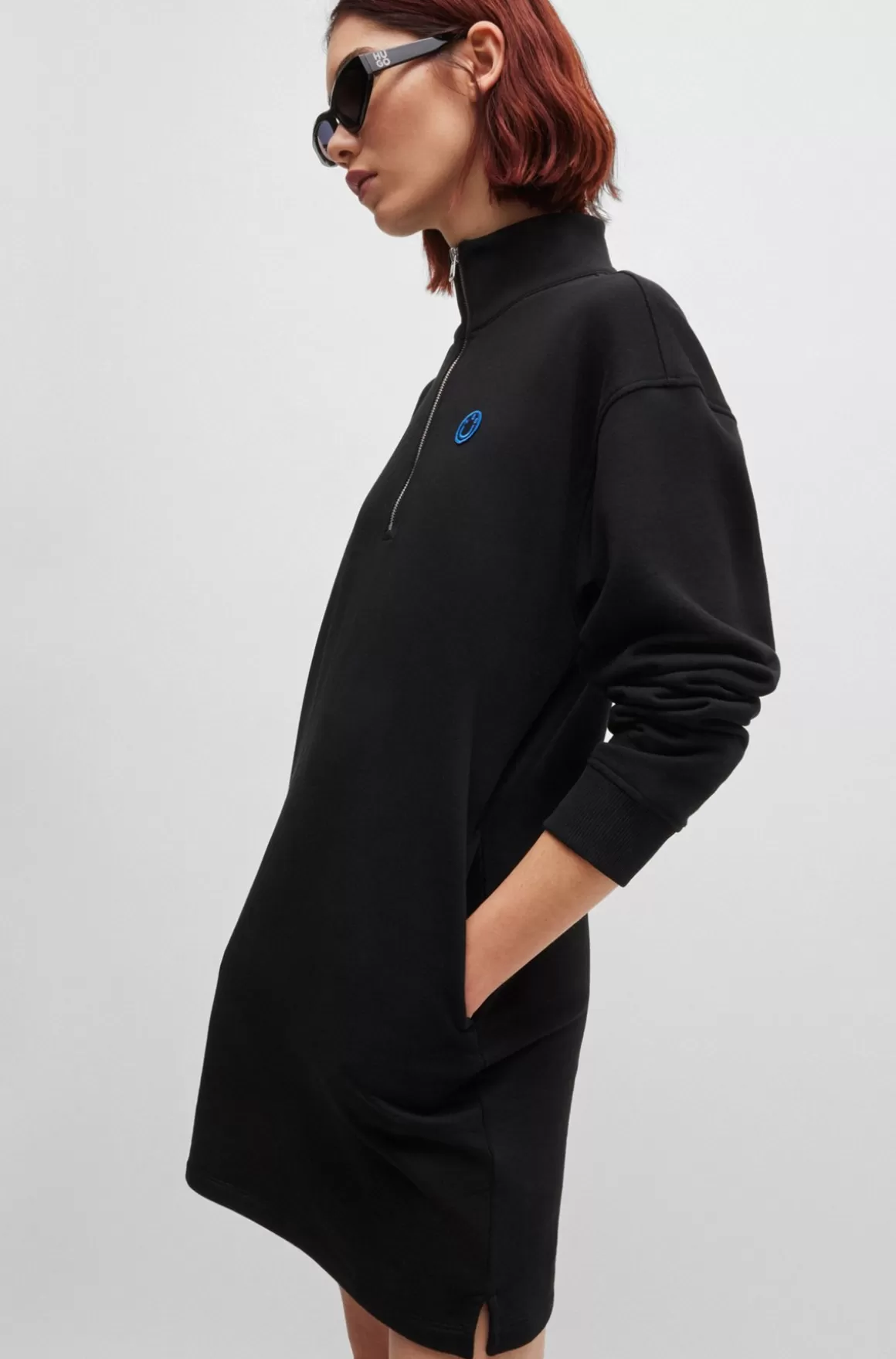HUGO BOSS Kjole I Bomuldsfrotté Med Lynlås I Halsen Og Logobadge Med Happy HUGO