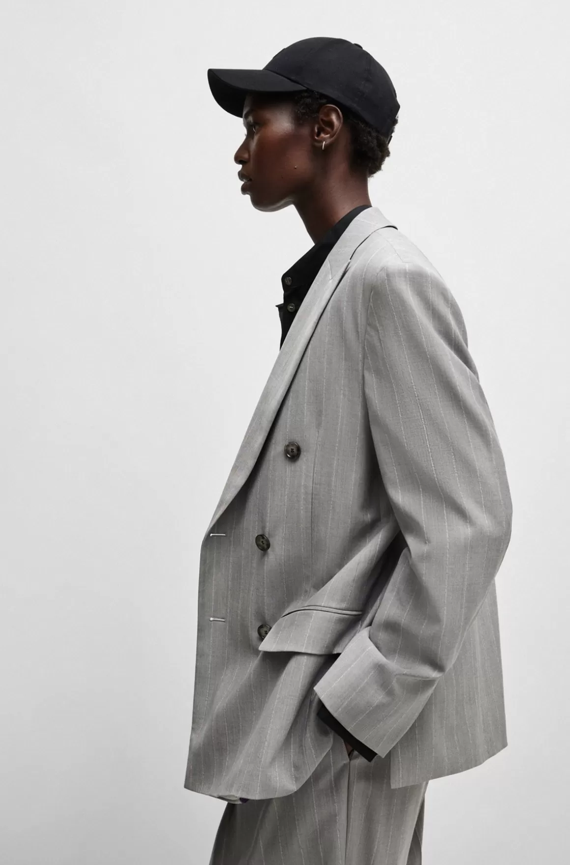 HUGO BOSS NAOMI X BOSS-jakke Med Oversize Fit, Nålestriber Og I Ny Uld