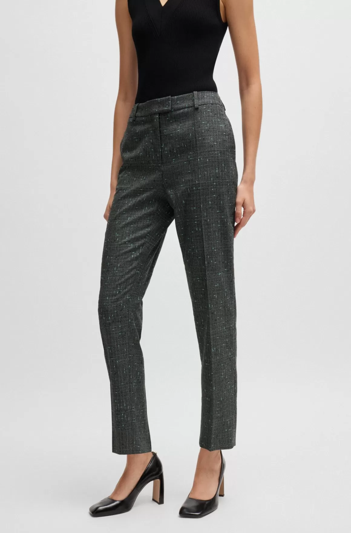 HUGO BOSS Regular Fit Ternede Bukser I En Blanding Med Ny Uld