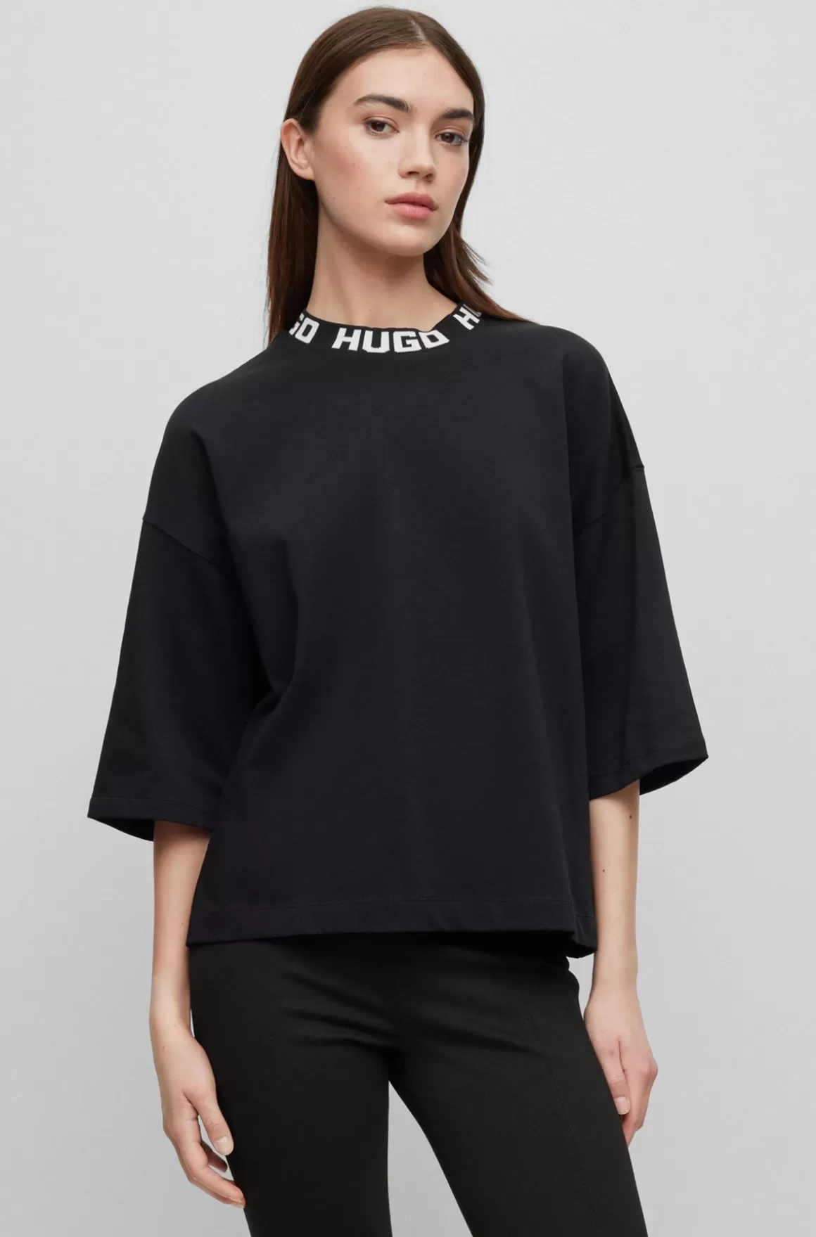 HUGO BOSS T-shirt I Bomuldsjersey Med Relaxed Fit Og Logokrave